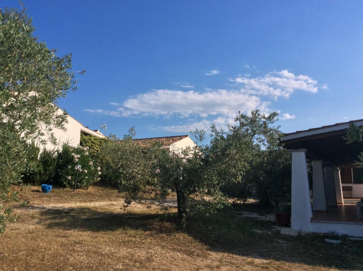Tenuta Don Ballore Galtellì Exteriör bild