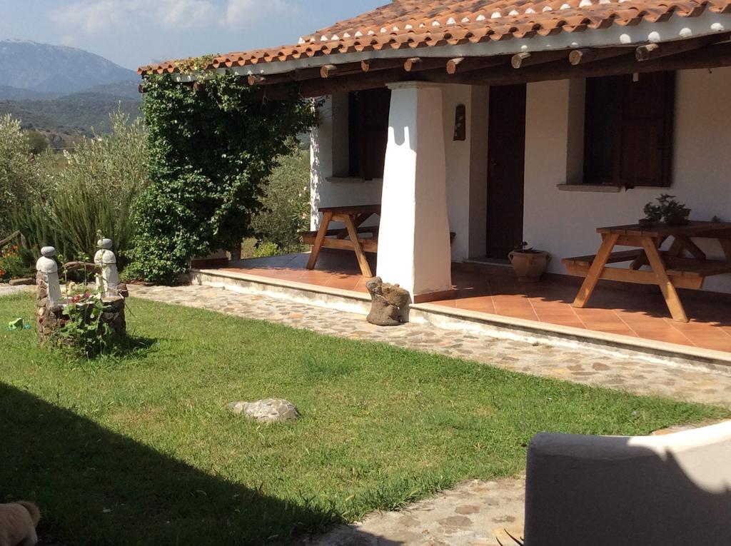 Tenuta Don Ballore Galtellì Exteriör bild