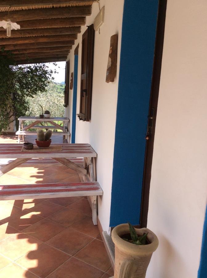 Tenuta Don Ballore Galtellì Exteriör bild
