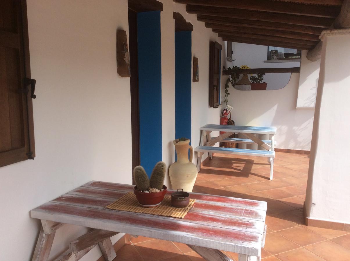 Tenuta Don Ballore Galtellì Exteriör bild
