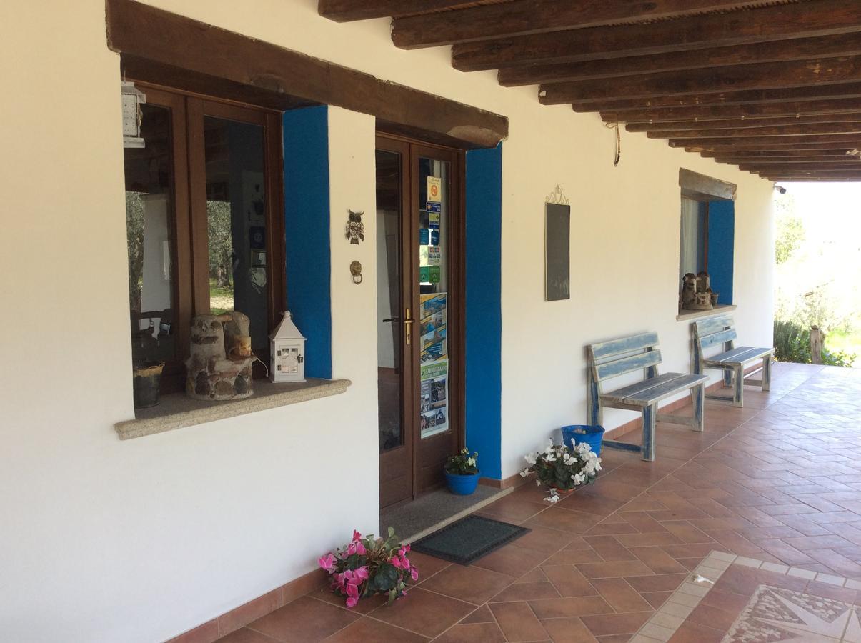 Tenuta Don Ballore Galtellì Exteriör bild
