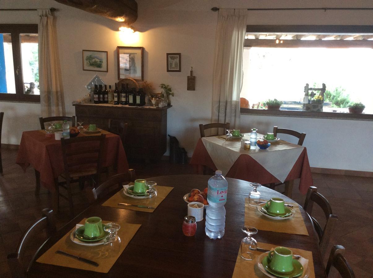 Tenuta Don Ballore Galtellì Exteriör bild